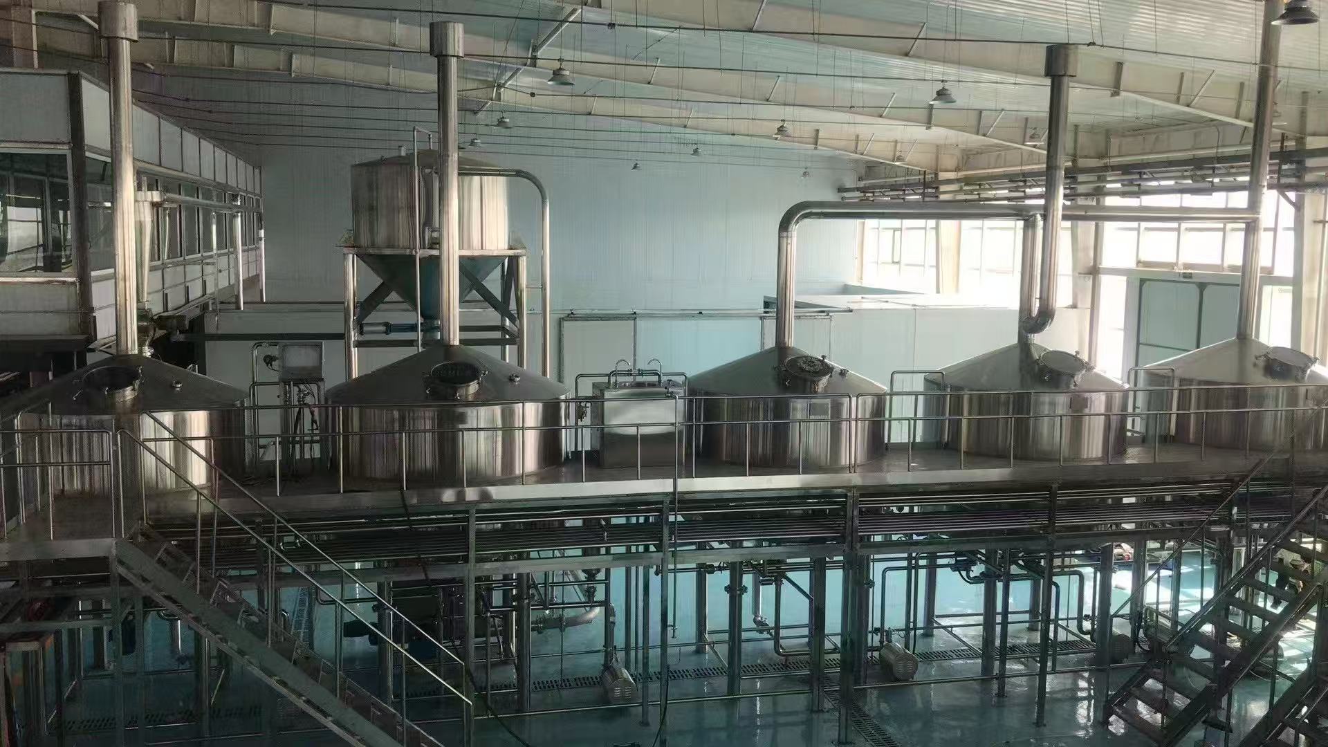 清丰精酿啤酒设备厂—精酿啤酒设备主要生产工艺与核心技术